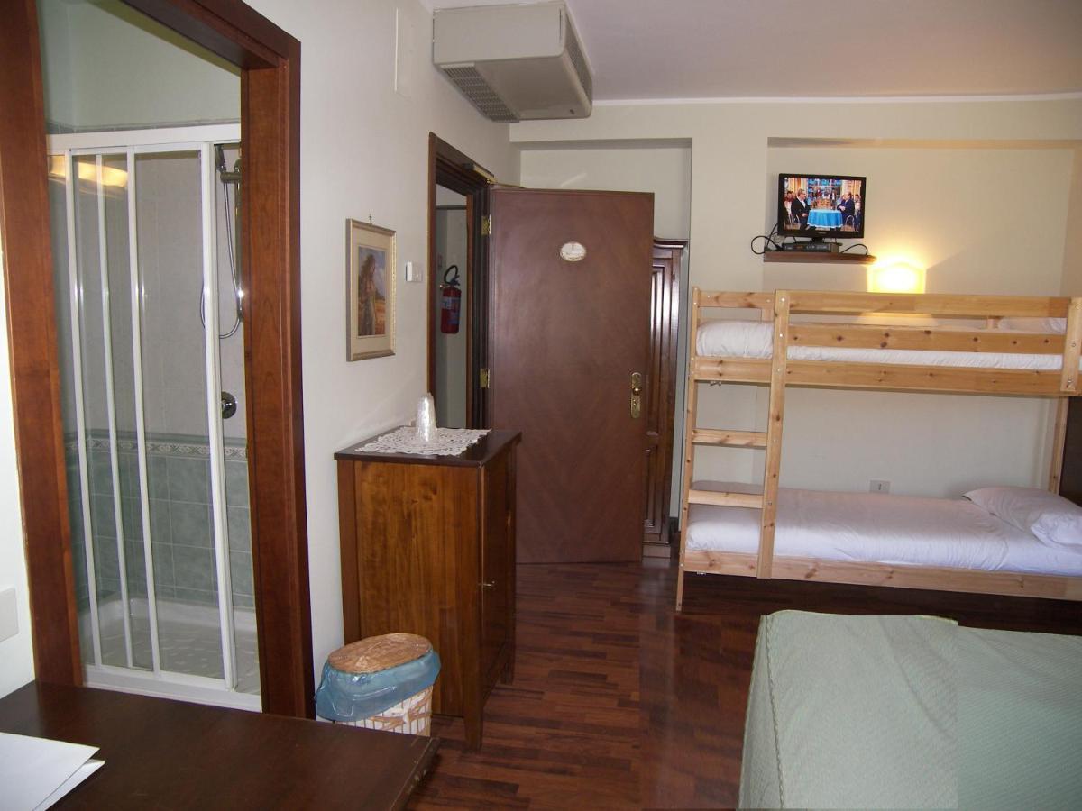 Hotel Des Reves SantʼElia Fiumerapido Kültér fotó