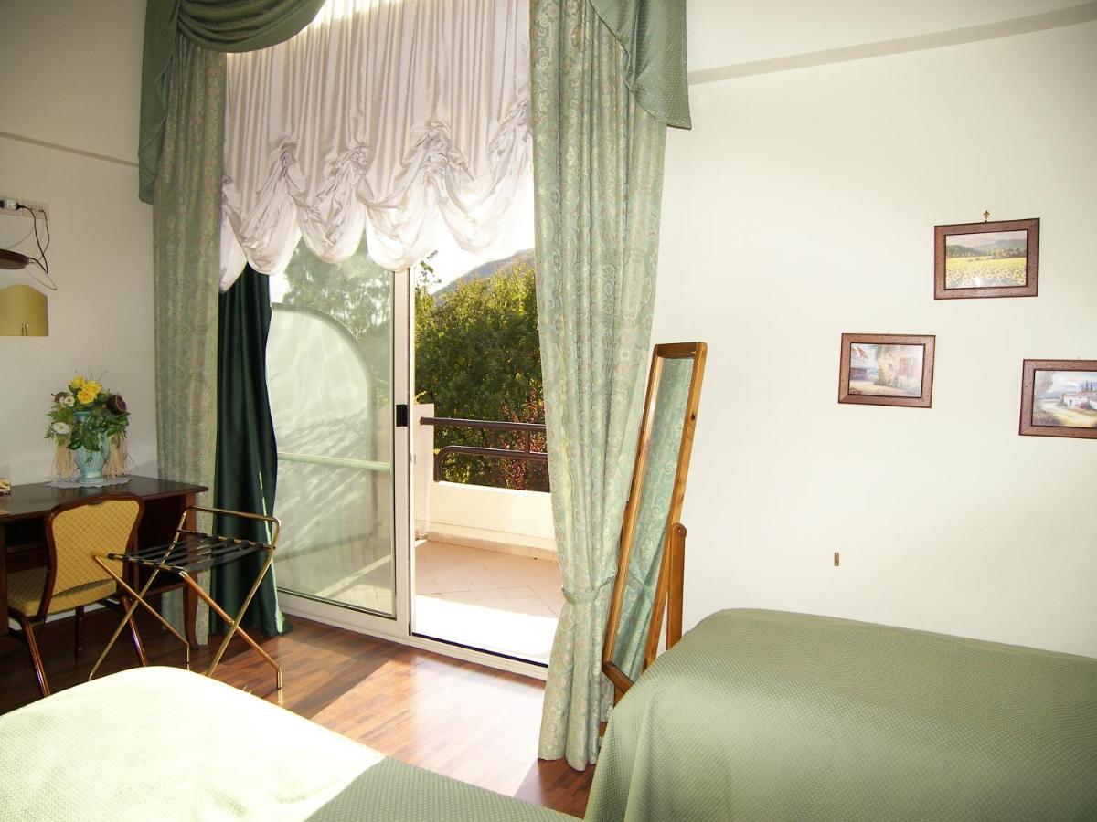 Hotel Des Reves SantʼElia Fiumerapido Kültér fotó